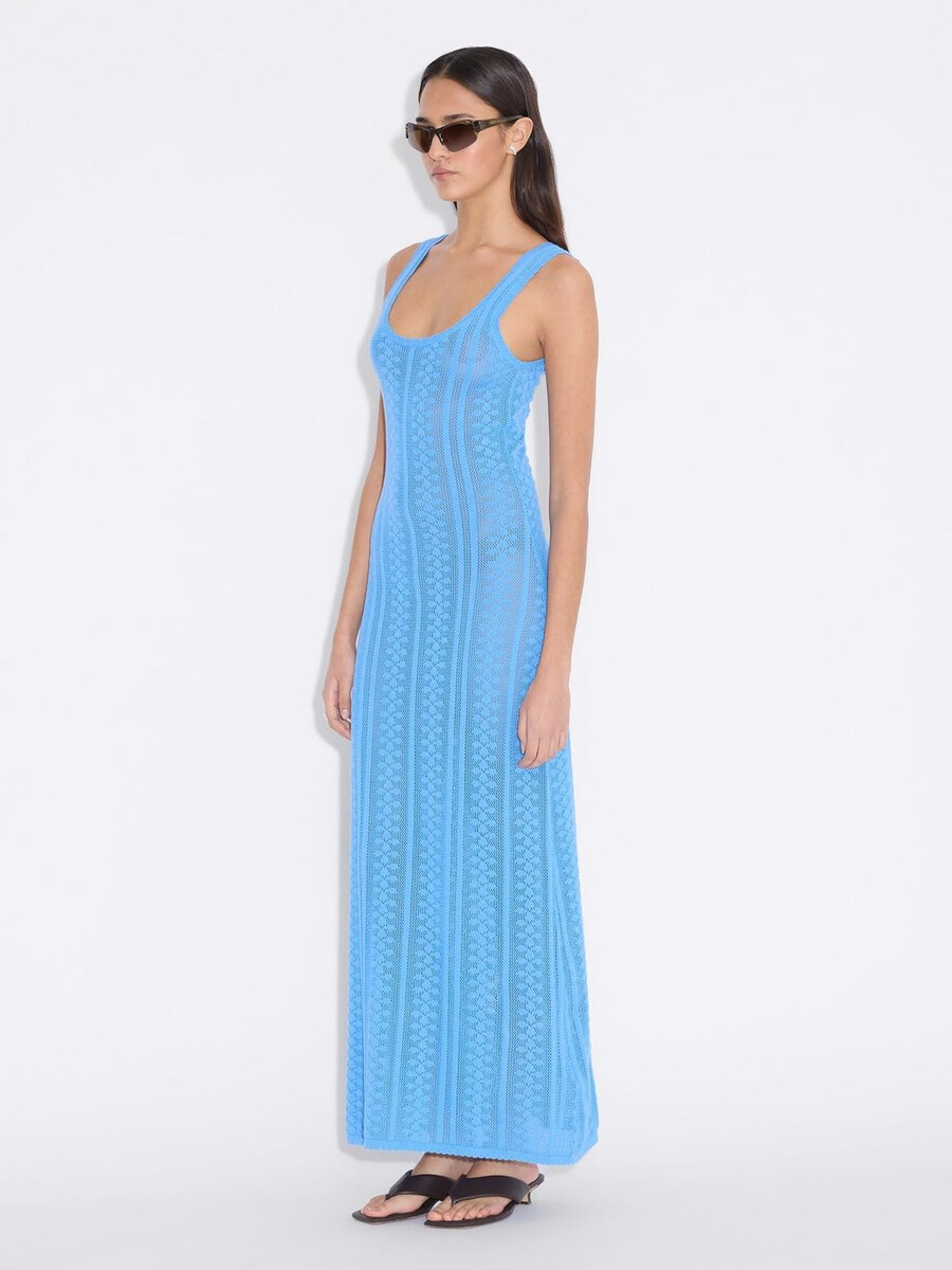zartes häkelkleid