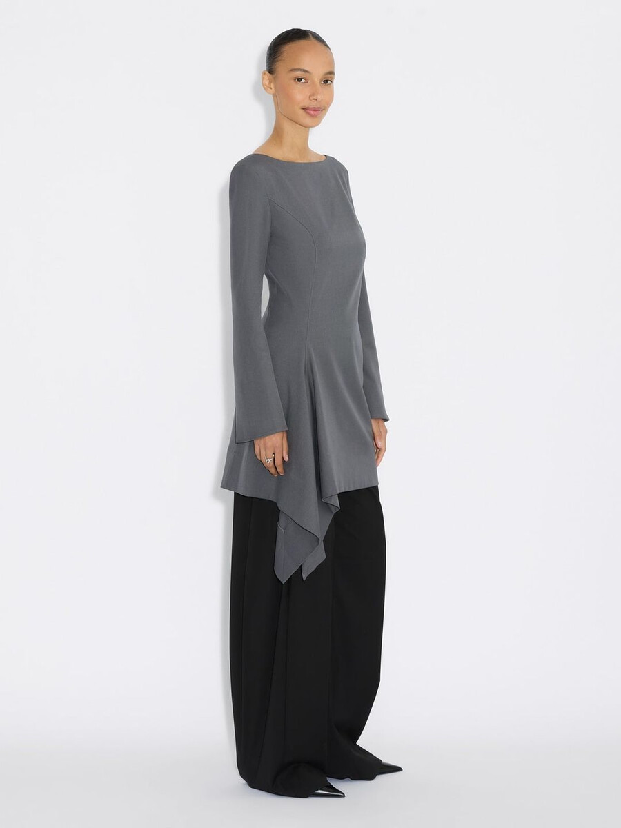 beau pleat kurzes kleid