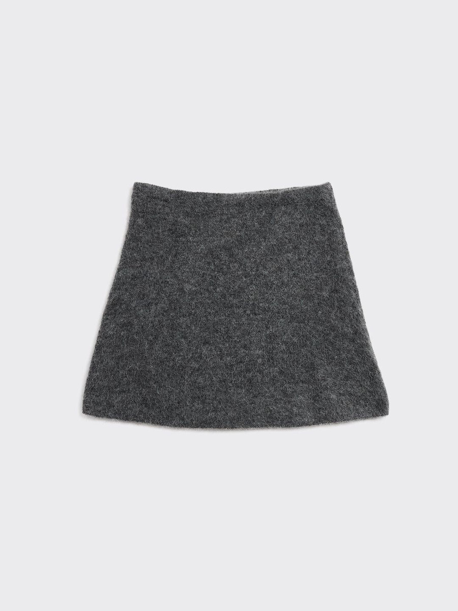 fure flauschiger minirock