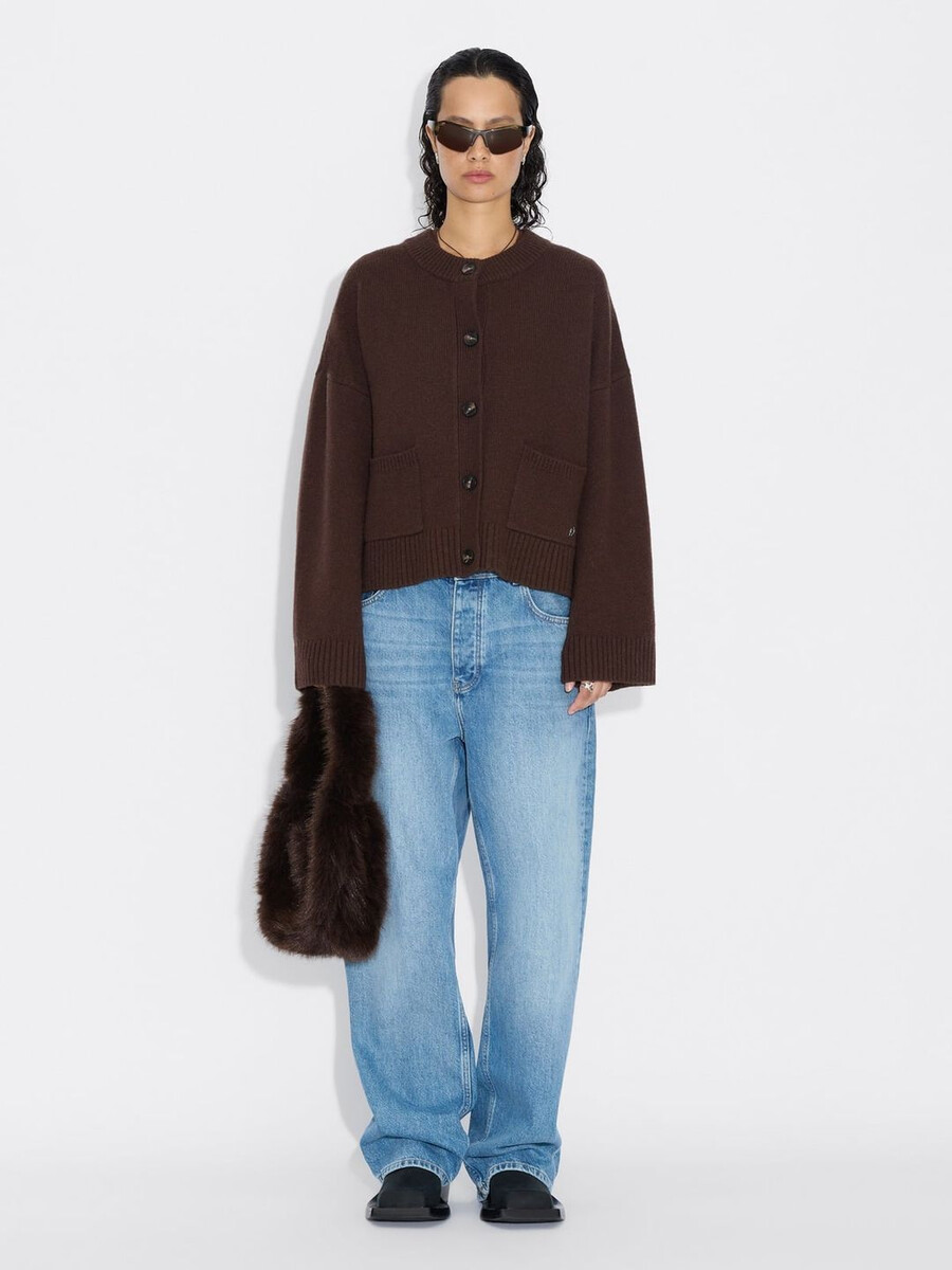 weite wollstrickjacke