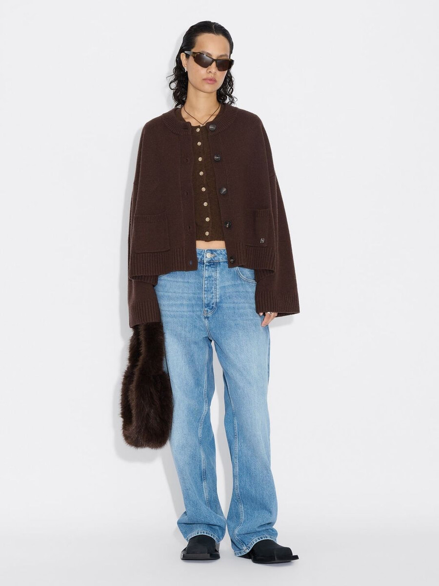 weite wollstrickjacke