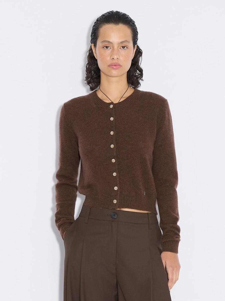 schmal geschnittene kaschmir-strickjacke