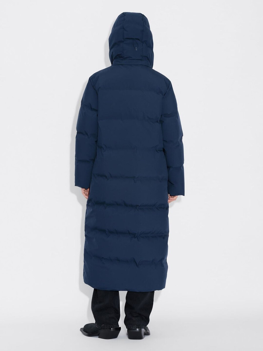 glitzernde daunenjacke