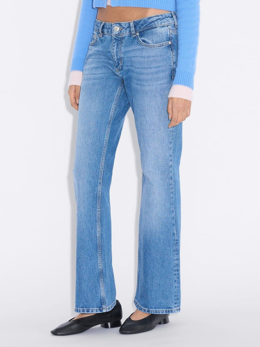 low jeans
