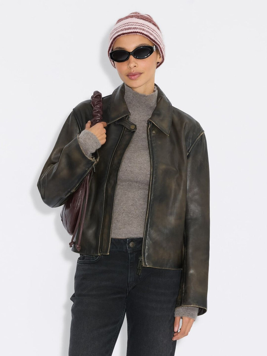 flauschige alpaka-streifenmütze