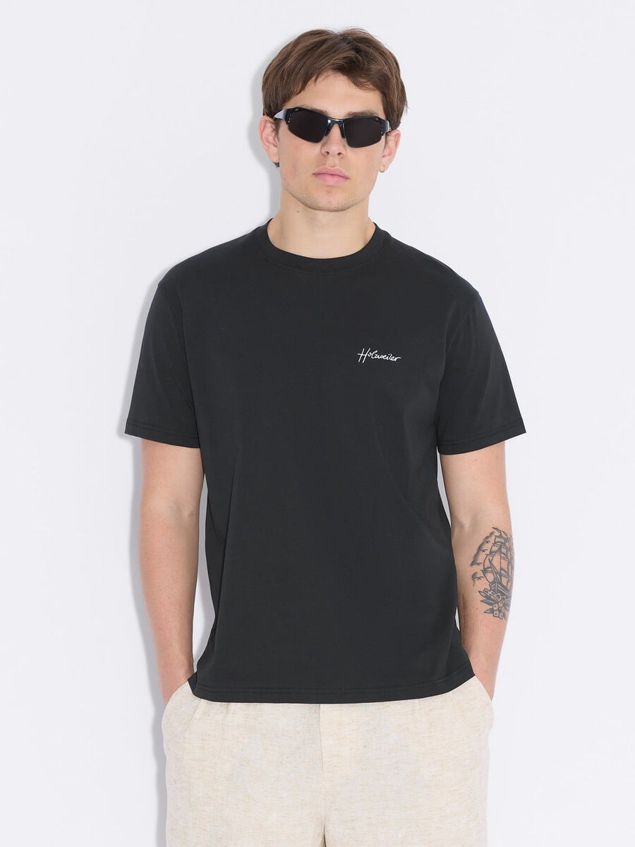 tucker stickerei-t-shirt